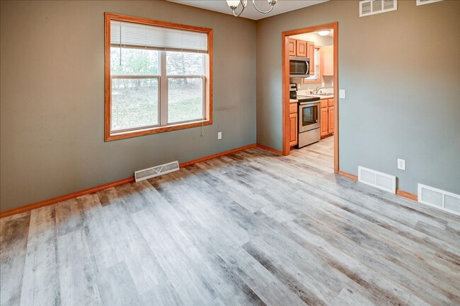 Building Photo - 400 Muirfield Ct