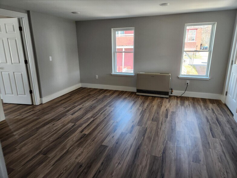 Building Photo - 39 North St