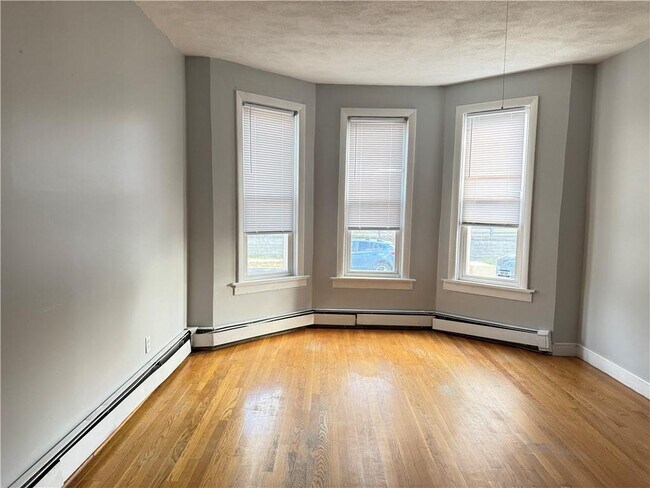 Building Photo - 11 Downing St