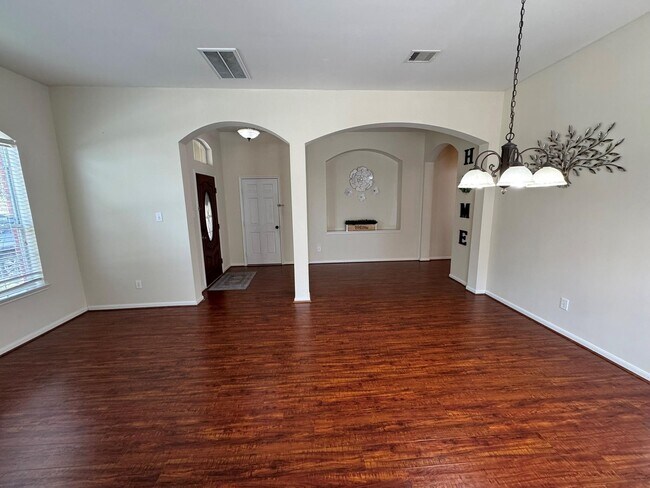 Building Photo - 9907 Rushing Springs Dr