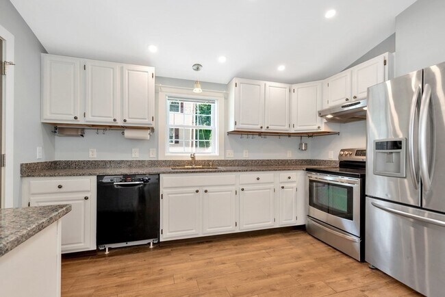 Building Photo - 19 Winthrop Ave