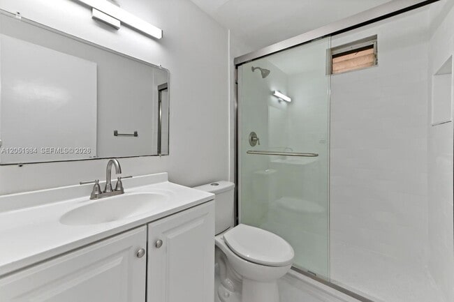 Building Photo - 10789 N Military Trl