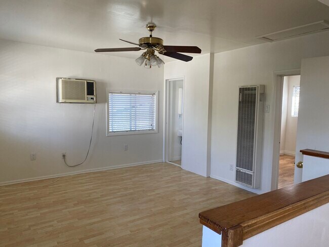 Living room - 516 El Monte St