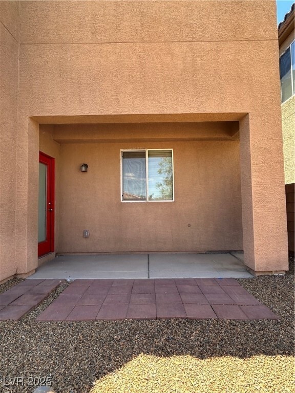 Building Photo - 10536 La Campana St