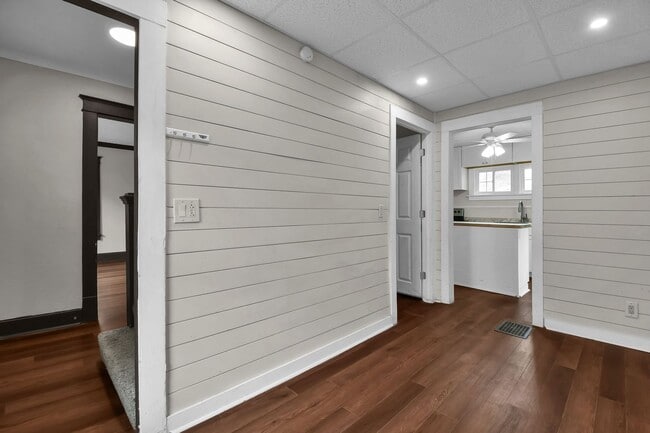 Building Photo - Quant Brick Single Family Rental - Now Available