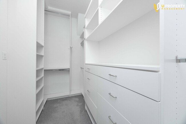 Building Photo - What's special