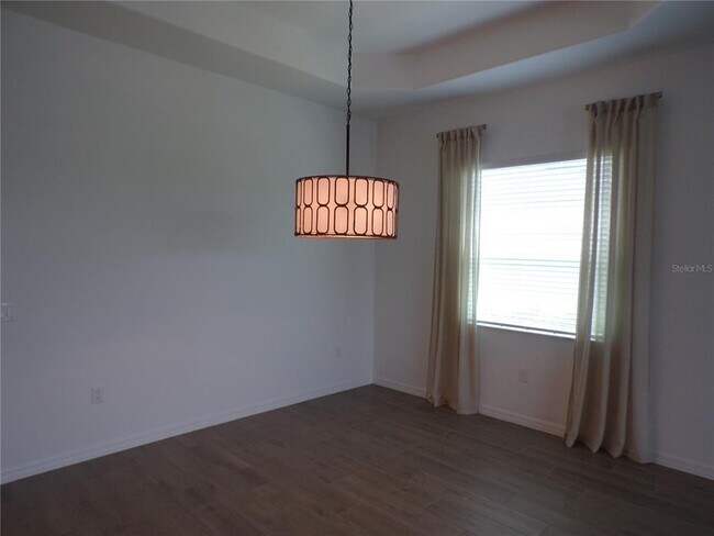 Building Photo - 15255 River Birch Ct