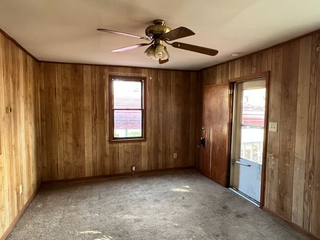 Building Photo - 210 Cleveland St