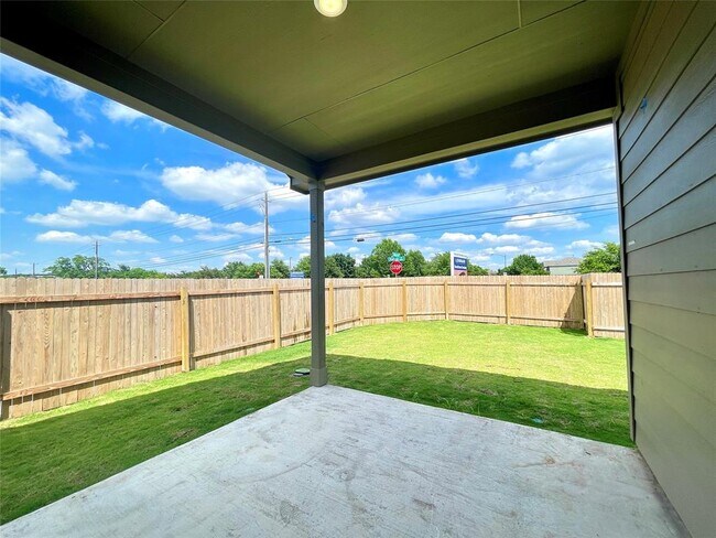 Building Photo - 10501 Steinbeck Dr