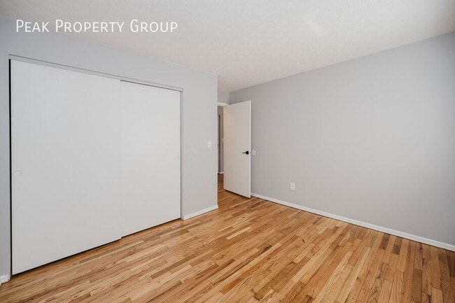 Building Photo - 6300 Montgomery Rd