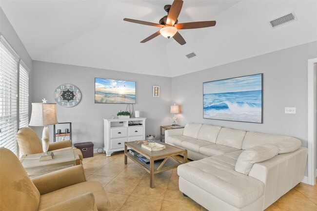 Building Photo - 21531 Zachary Dr