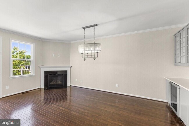 Building Photo - 41678 Wellstone Terrace
