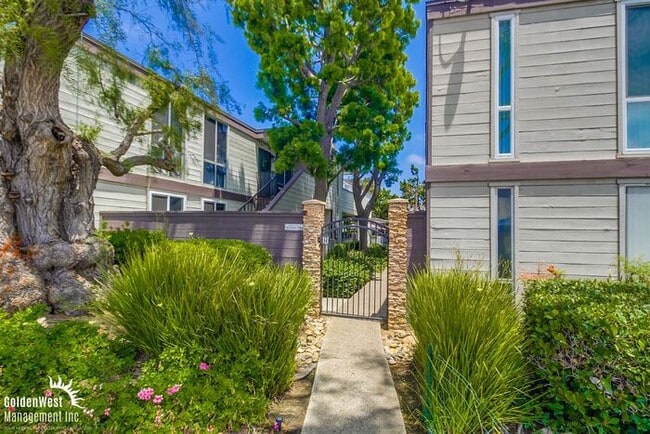 Building Photo - Cozy 2Bdm 1Ba Condo Located In Serra Mesa ...