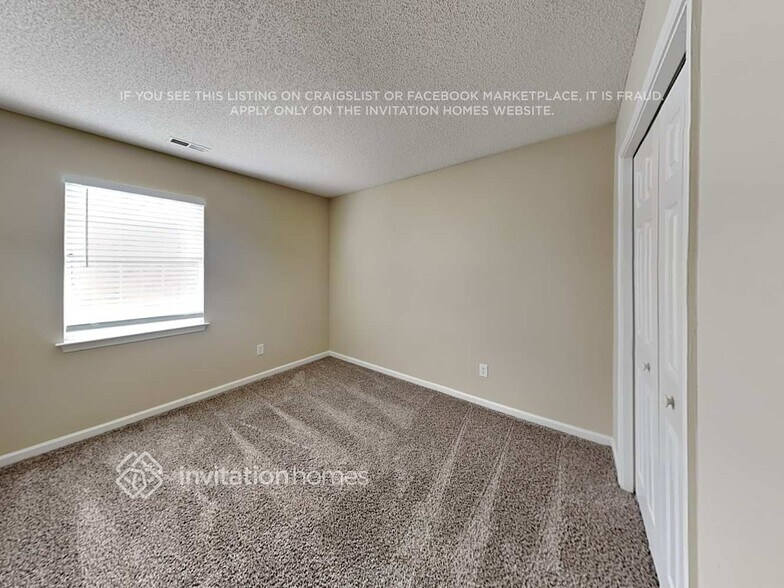 Building Photo - 5909 Creft Cir