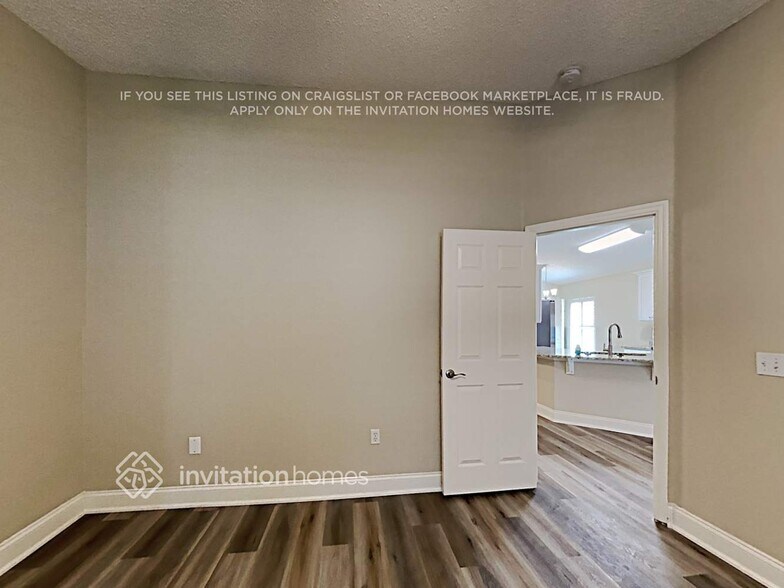 Building Photo - 134 Monterey Oaks Dr