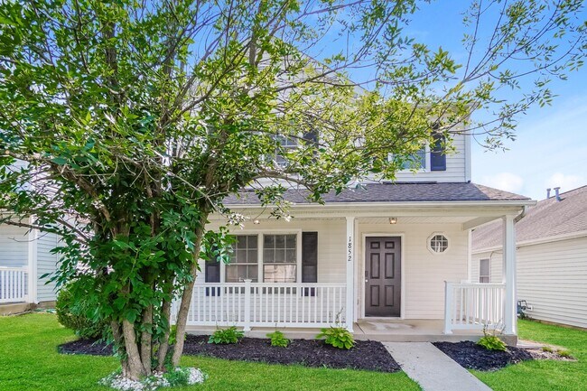 Primary Photo - 1852 Meadowlawn Dr