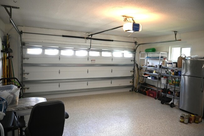 Building Photo - 9746 Lancaster Pl