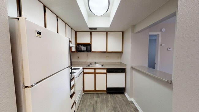 Kitchen - Safire at Matthews