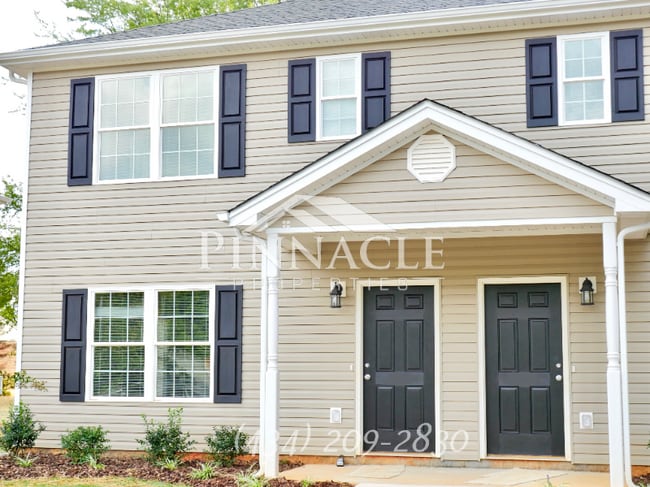 Building Photo - 735 Old Graves Mill Rd