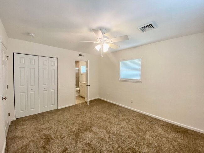 Building Photo - Ready 07-10-26! Great 3-bedroom home in Aragona Village! Stainless Steel Appliances, Granite Coun...