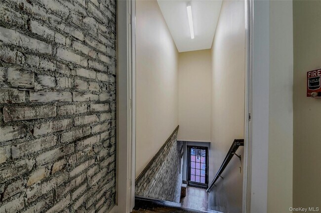 Building Photo - 400A New York Ave