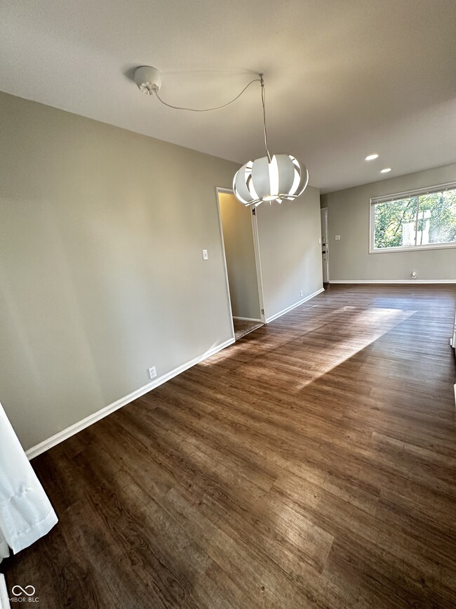 Building Photo - 5640 Crittenden Ave