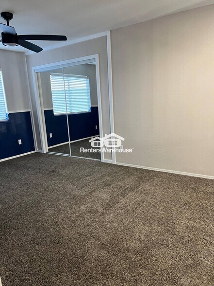 Building Photo - 7617 S 48th Ln