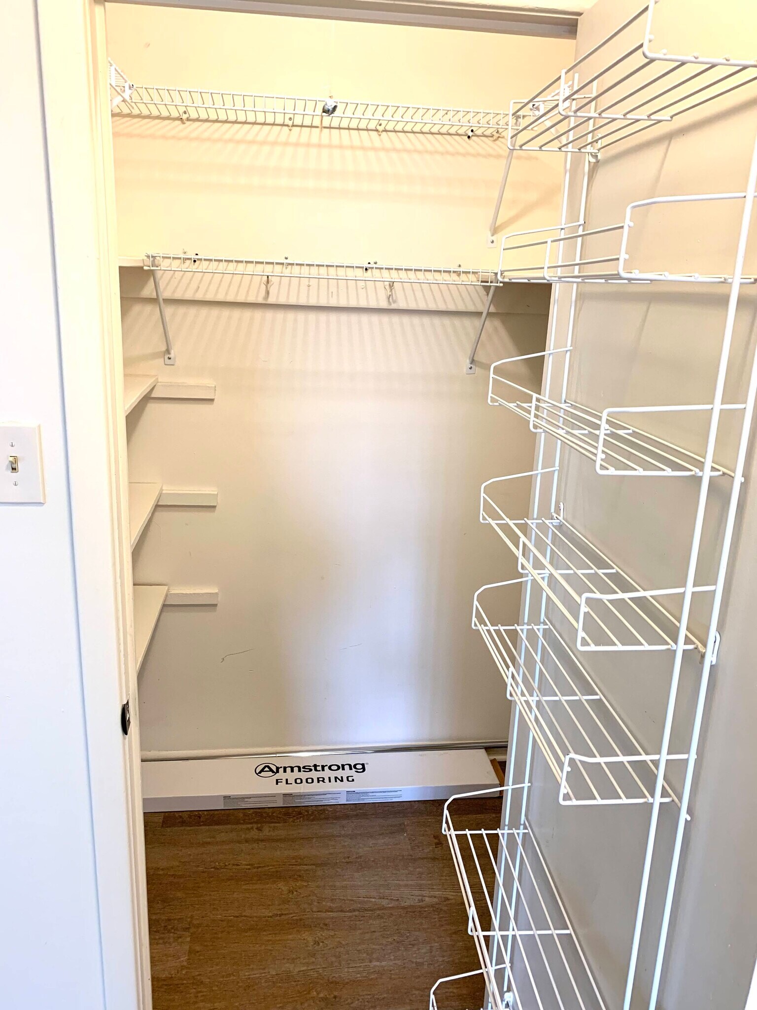 Building Photo - 335 E Lancaster Ave