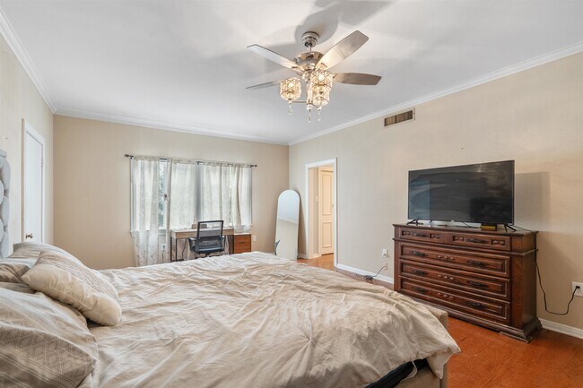 Building Photo - 817 Griner St