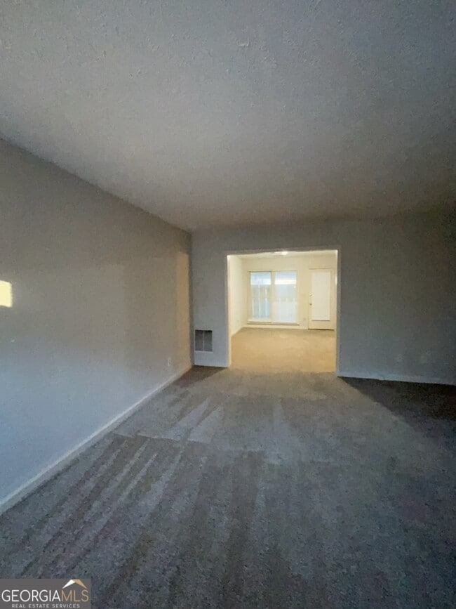 Building Photo - 3528 Jasmine Triangle