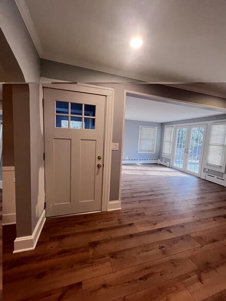 Building Photo - 24 Arnold Ave