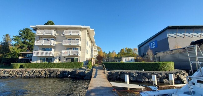 Dock View - 5021 Ripley Ln N