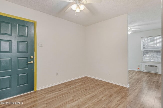 Building Photo - 1318 Lee Ave