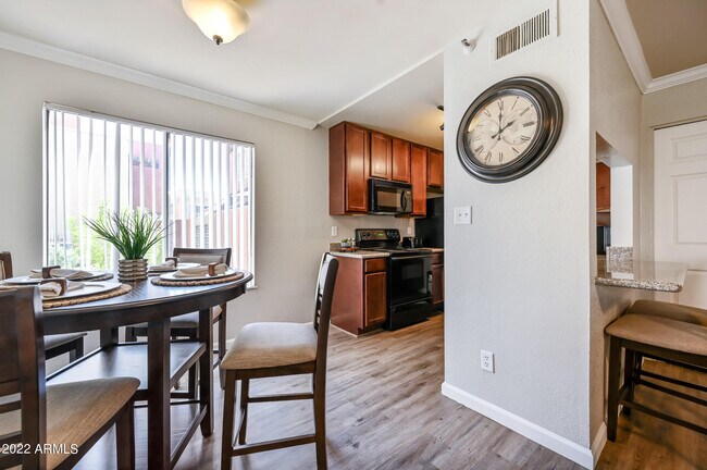 Building Photo - 3600 N Hayden Rd