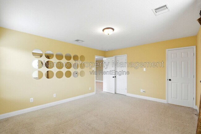Building Photo - 11119 Hayden Falls Dr