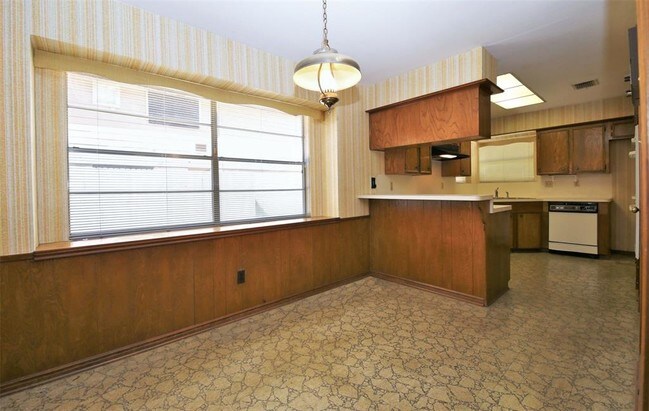 Building Photo - 10615 Windriver Dr