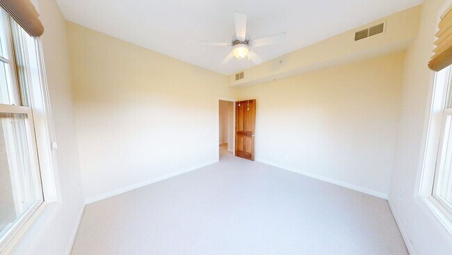 Building Photo - 5745 Newbank Cir