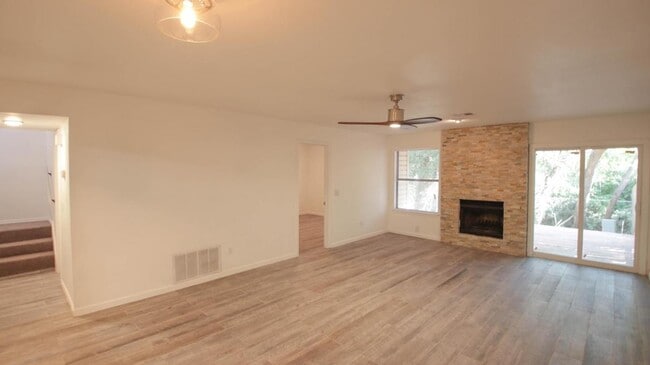 Building Photo - 3804 Summer Cloud Dr