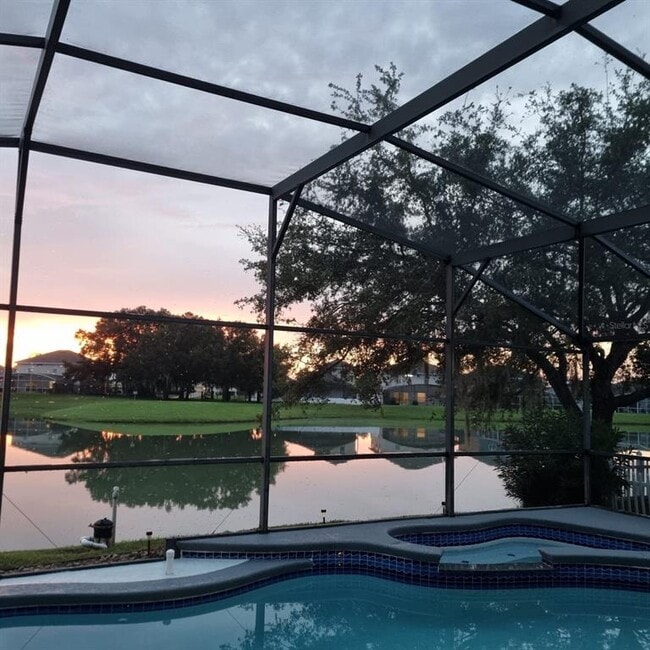 Building Photo - 748 Stonewyk Way