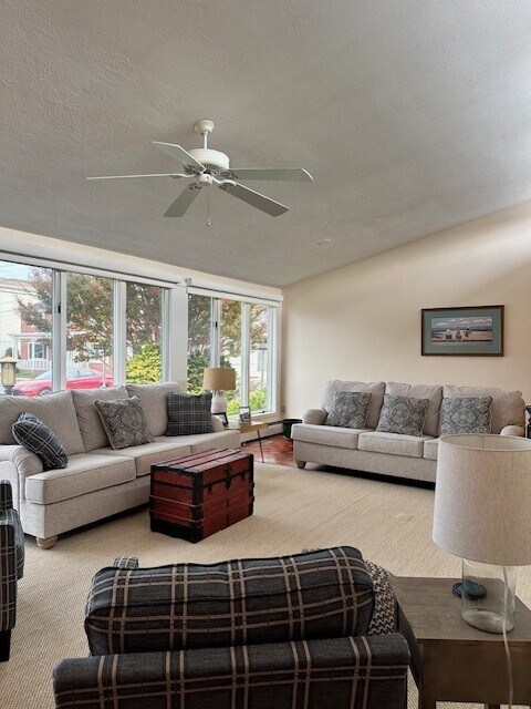 Building Photo - 3004 Winchester Ave