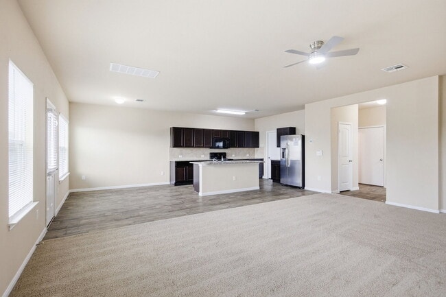 Building Photo - 12013 Waterford Run Way