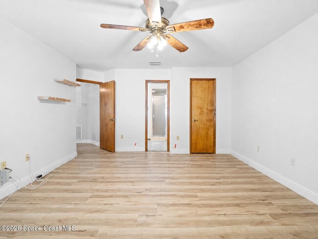 Building Photo - 751 Greenwood Manor Cir