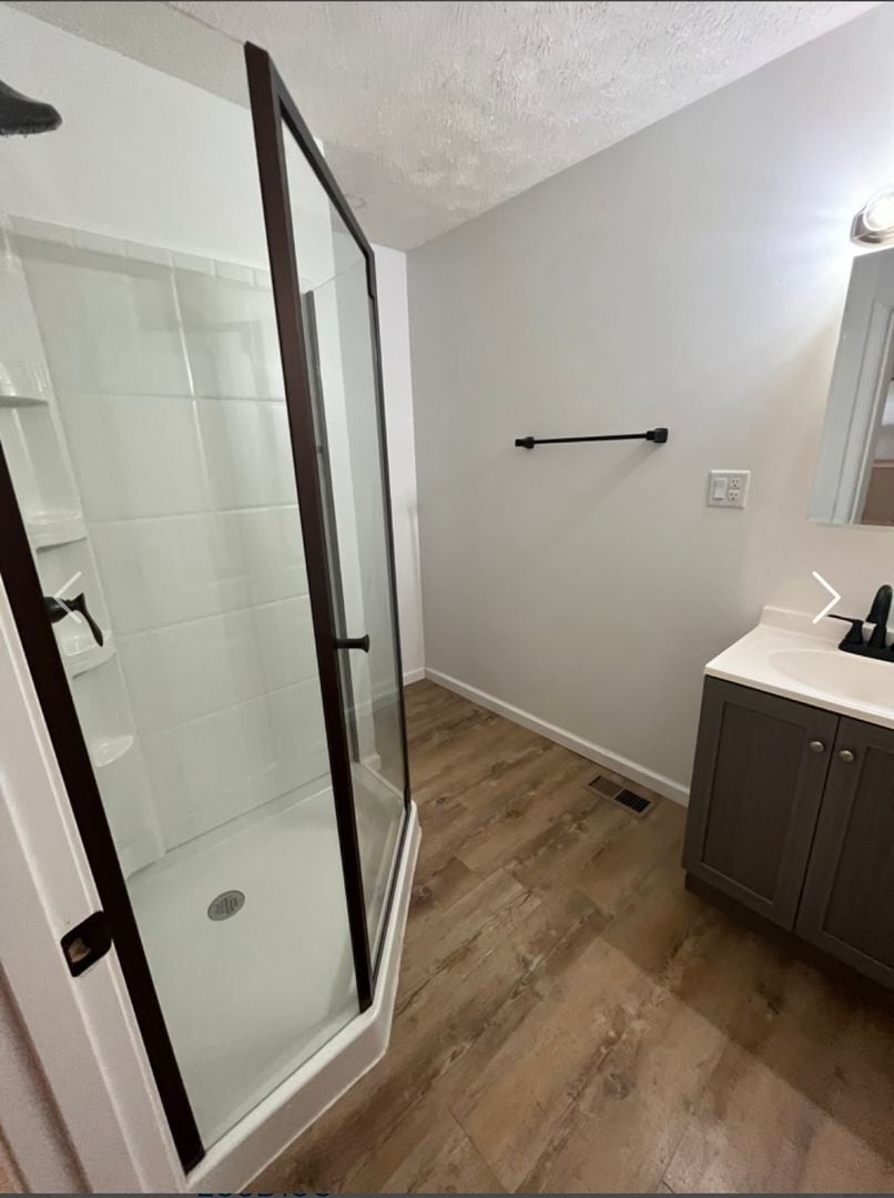 Building Photo - 639 N 7th St