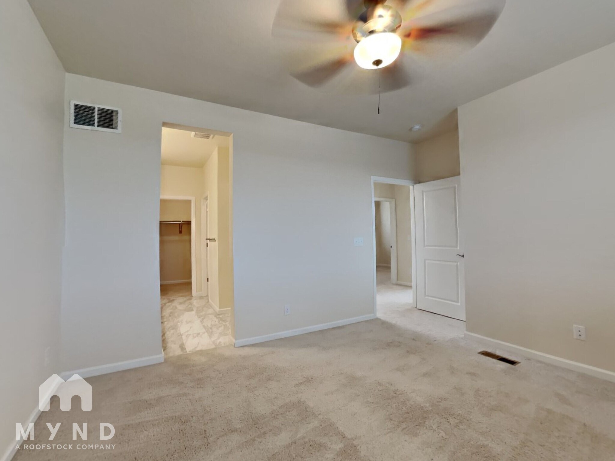 Building Photo - 8912 Red Bud St