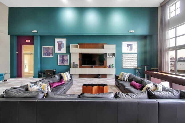 Building Photo - 26 Ave at Port Imperial