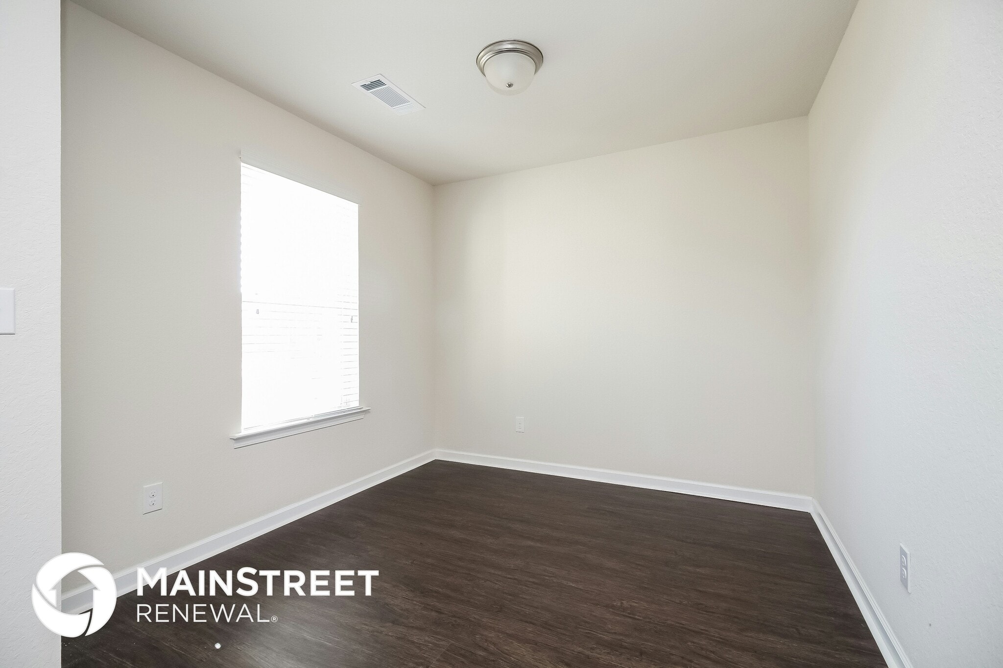 Building Photo - 2332 Bee Hive Dr