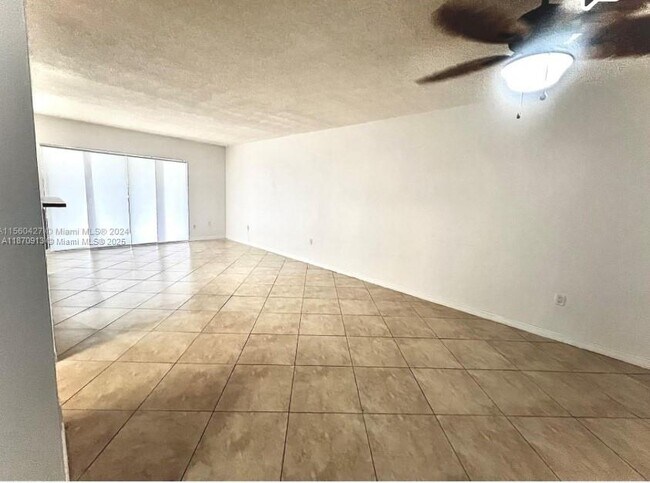 Building Photo - 5800 SW 127th Ave