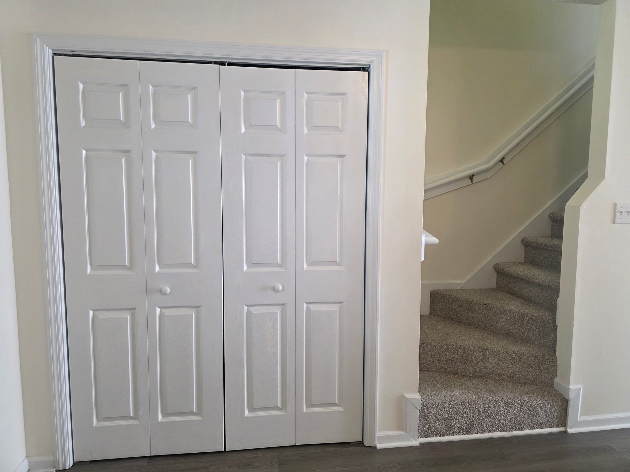 Building Photo - 106 Spring Meadow Cir