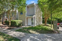 Building Photo - 3890 Staffordshire Ln