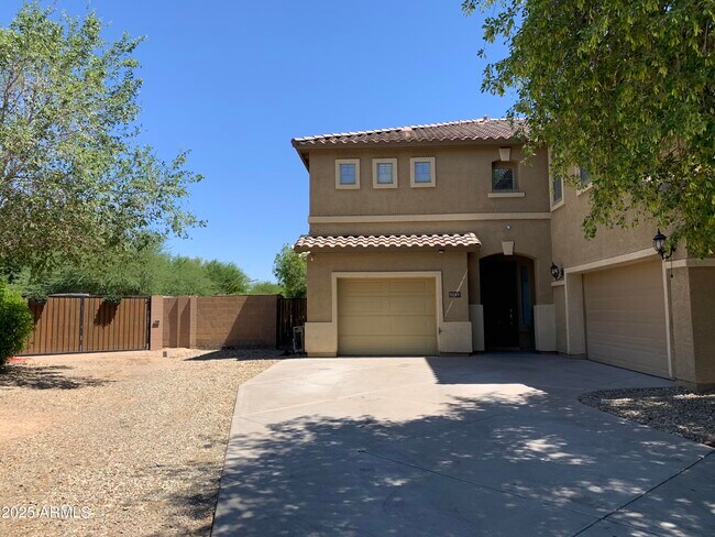 Building Photo - 9018 W Superior Ave